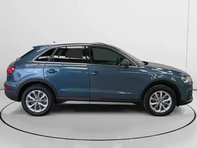 Usado Audi Q3 Ambiente 150 CV (110 kW) 2016 Azul SUV