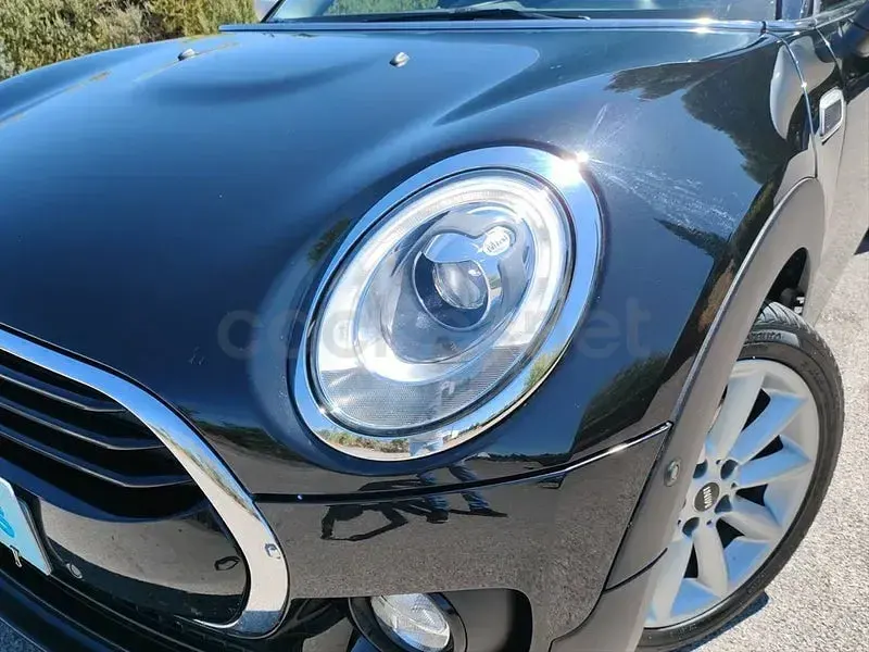 Usado Mini Cooper D Clubman 150 CV (110 kW) 2018 Negro Familiar