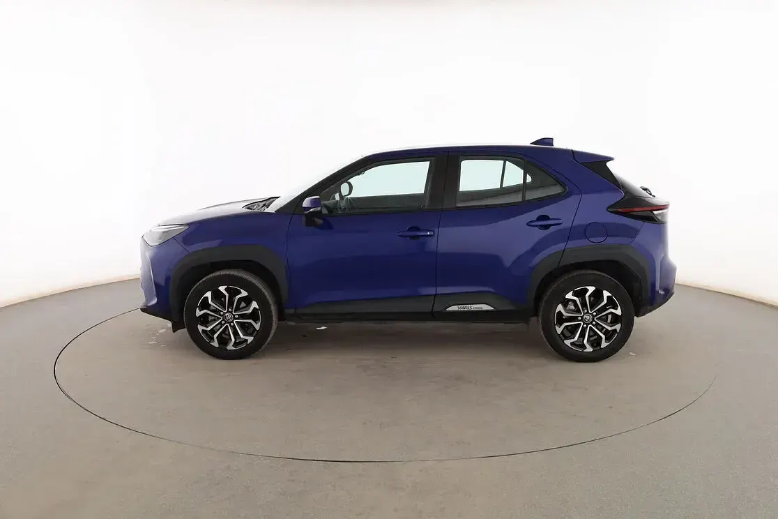 Usado Toyota Yaris Cross Active 116 CV (85 kW) 2022 Azul SUV