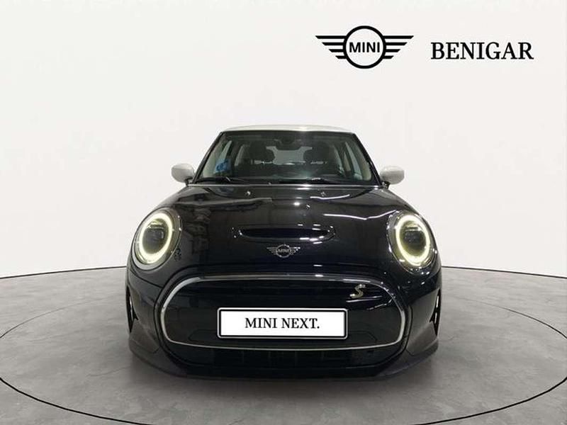 Usado Mini Cooper SE 135 kW (184 CV) 2022 Negro Utilitario