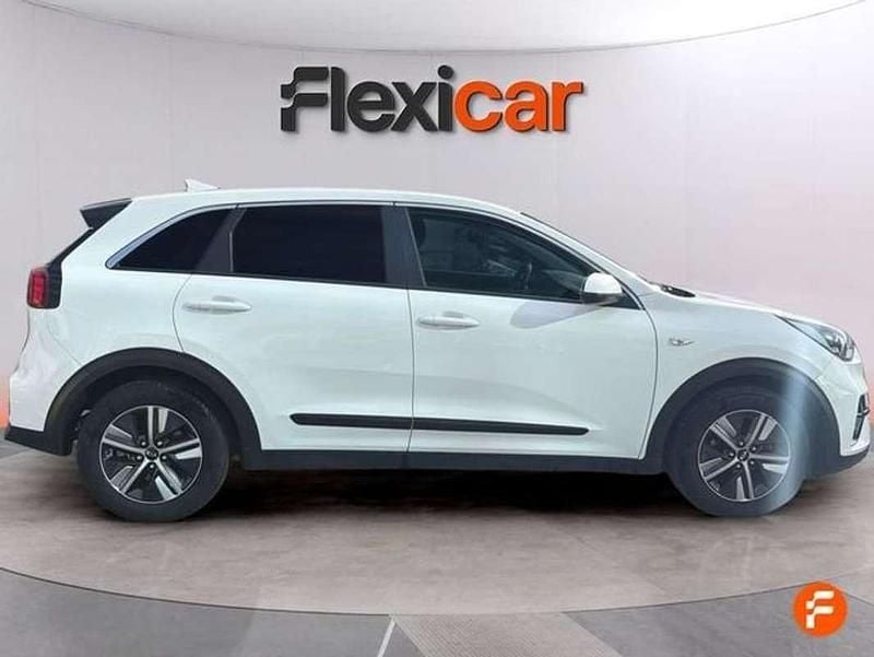 Usado Kia Niro 141 CV (103 kW) 2021 Blanco SUV