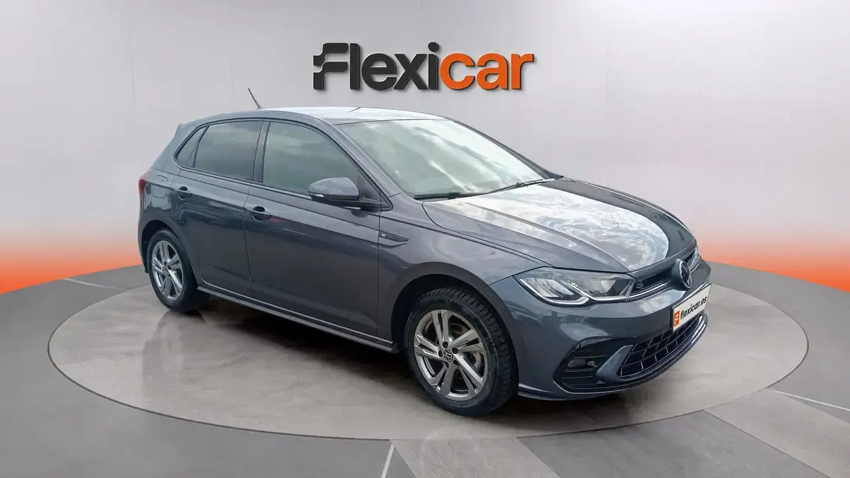 Usado VW Polo R-line 110 CV (80 kW) 2023 Utilitario