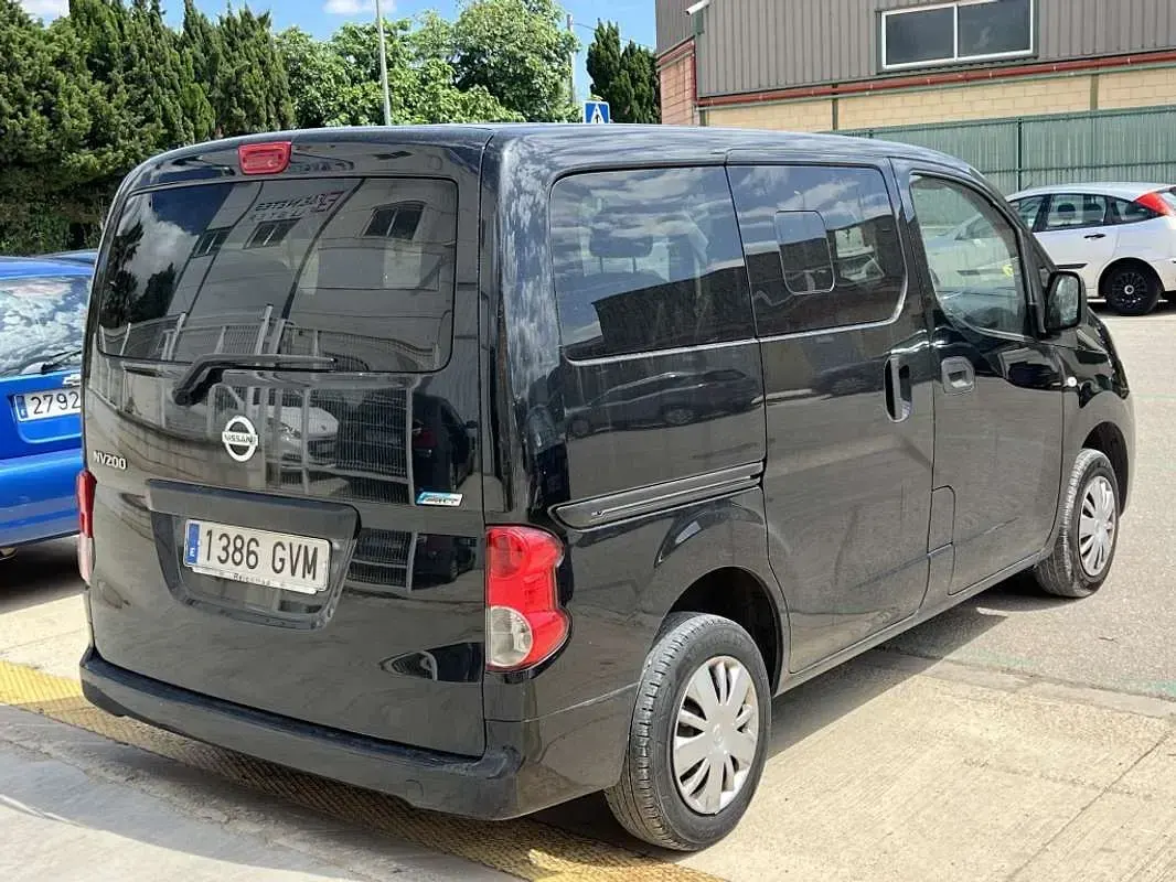 Usado Nissan NV200 86 CV (63 kW) 2010 Azul Monovolumen
