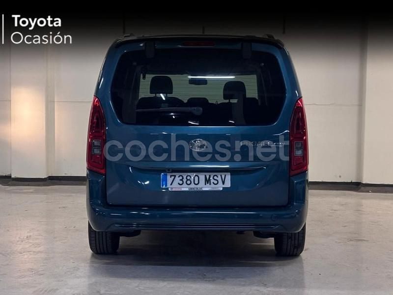 Usado Toyota Proace Verso Active 131 CV (96 kW) 2024 Azul Familiar