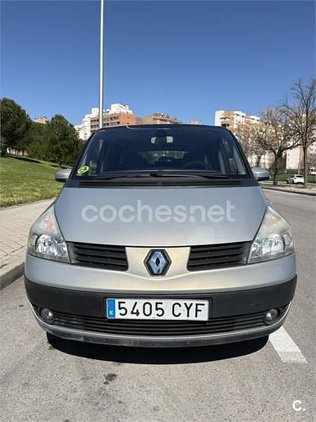 Usado Renault Grand Espace Expression 165 CV (121 kW) 2004 Gris / plata Monovolumen