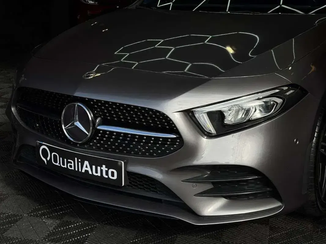 Usado Mercedes A250 218 CV (160 kW) 2021 Gris Berlina