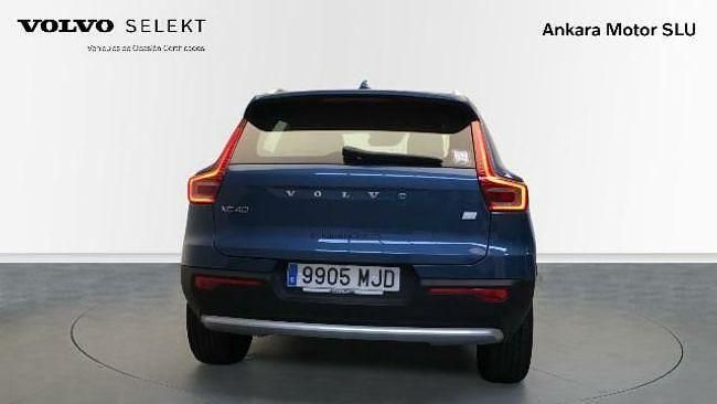 Usado Volvo XC40 Core 211 CV (155 kW) 2023 Azul SUV