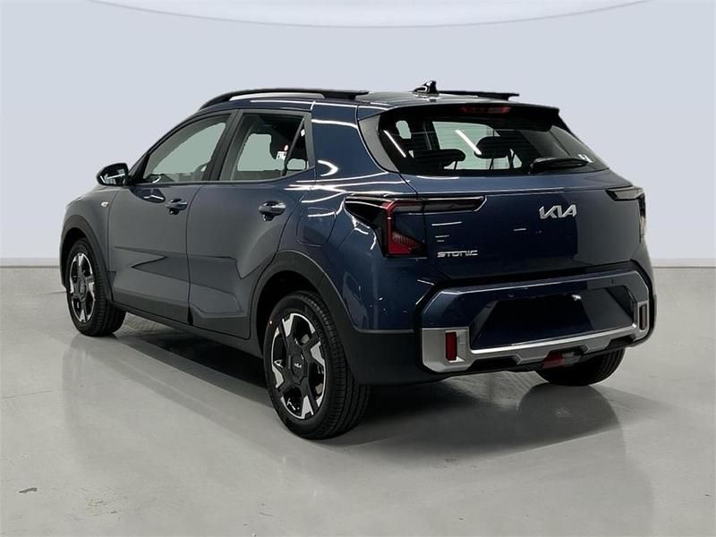 Nuevo Kia Stonic 101 CV (74 kW) 2025 Smoke blue SUV