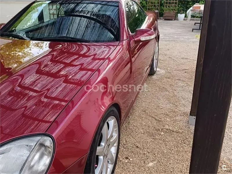 Usado Mercedes SLK200 163 CV (119 kW) 2001 Granate Descapotable