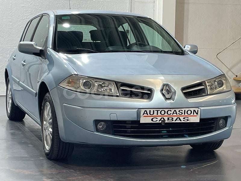 Usado Renault Mégane II Expression 105 CV (77 kW) 2008 Azul Berlina