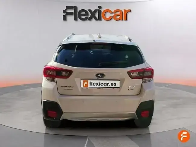 Usado Subaru XV 150 CV (110 kW) 2023 Blanco SUV