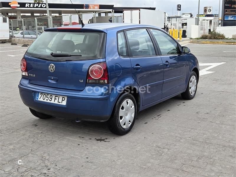 Usado VW Polo Advance 80 CV (58 kW) 2008 Azul Utilitario
