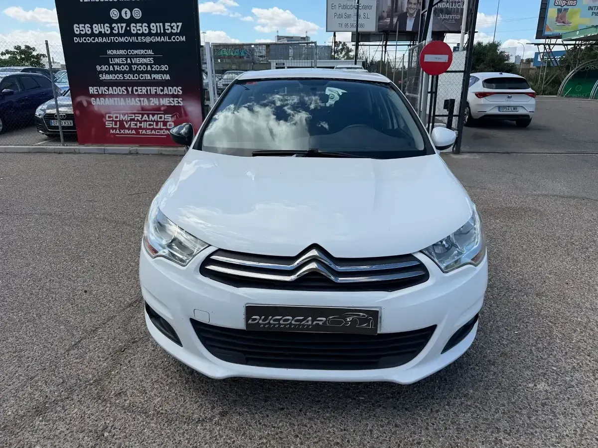 Usado Citroën C4 Business Class 92 HP (67 kW) 2012 Branco Sedan