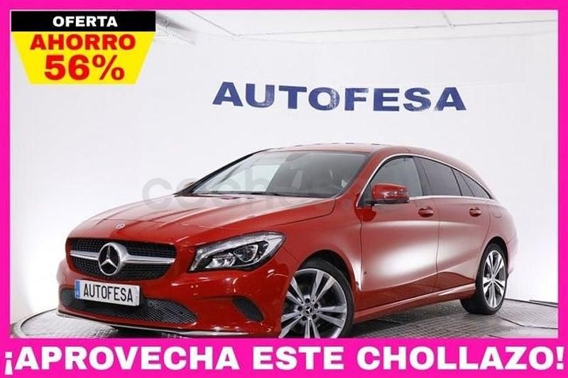 Usado Mercedes CLA200 Shooting Brake 136 CV (100 kW) 2018 Rojo Familiar