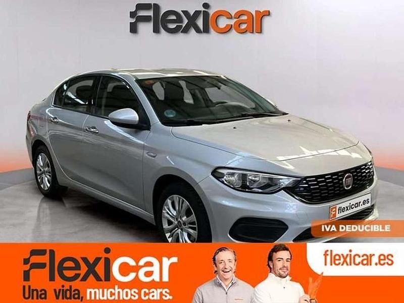 Usado Fiat Tipo Business 120 CV (88 kW) 2016 Gris Utilitario