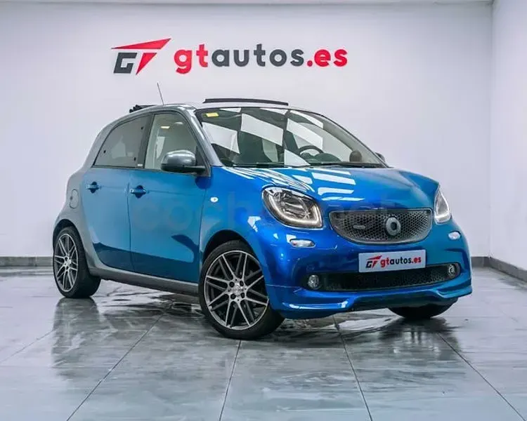 Usado Smart ForFour Brabus Xclusive 109 CV (80 kW) 2016 Azul Utilitario