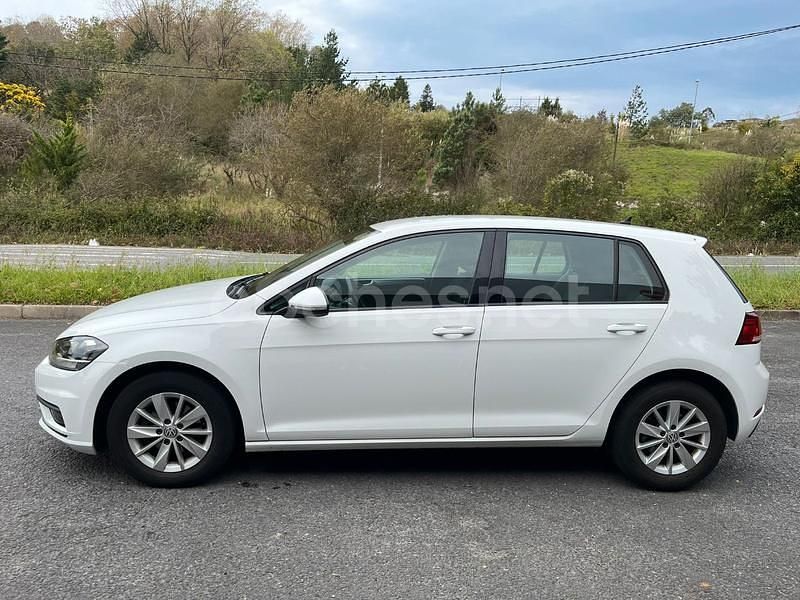 Usado VW Golf VII 110 CV (80 kW) 2017 Blanco Berlina