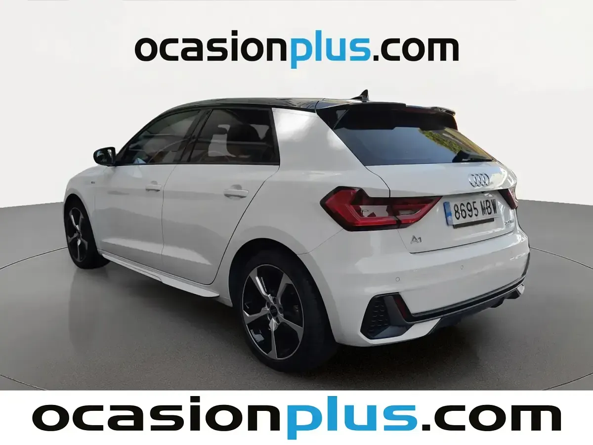 Usado Audi A1 S-Line 110 CV (80 kW) 2022 Blanco SUV