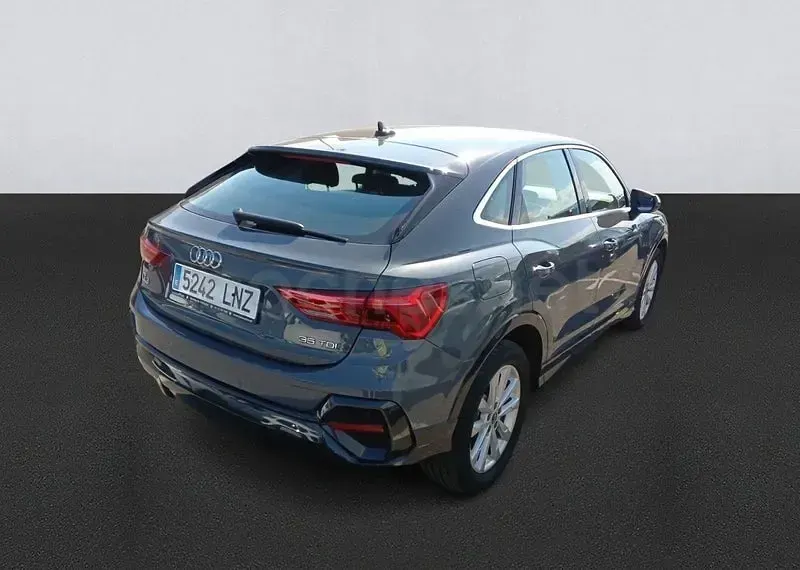 Usado Audi Q3 Sportback 150 CV (110 kW) 2021 Gris / plata SUV
