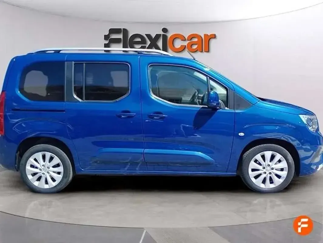 Usado Opel Combo Life Edition+ 110 CV (80 kW) 2021 Azul Monovolumen