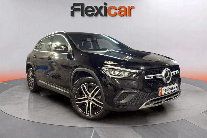 Negro Usado 2023 Mercedes GLA200 SUV | 33.290 € (Super precio) - Imagen 1/4