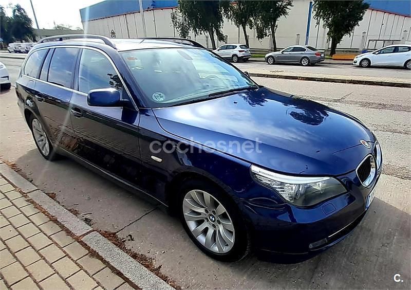 Usado BMW 520 163 CV (119 kW) 2008 Azul Familiar