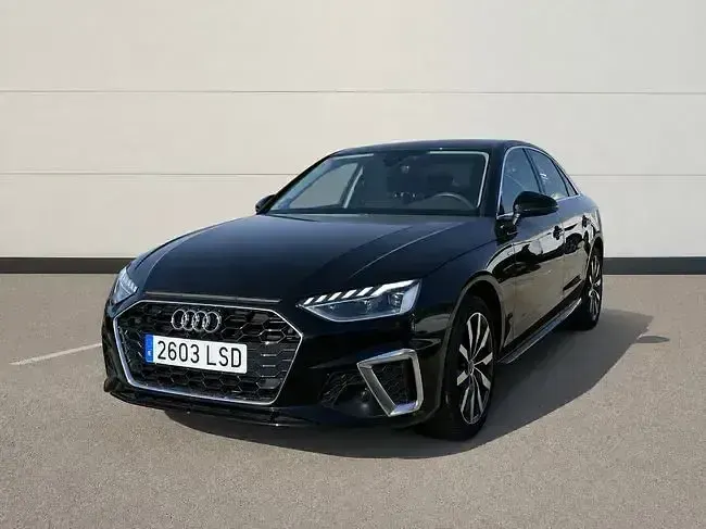 Usado Audi A4 S-Line 150 CV (110 kW) 2021 Negro Berlina