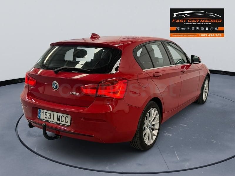 Usado BMW 118 Comfort Edition 150 CV (110 kW) 2017 Rojo Utilitario