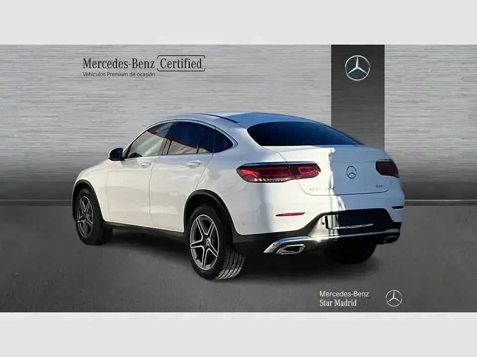 Używany Mercedes GLC220 AMG line 194 KM (142 kW) 2022 Biały Coupe