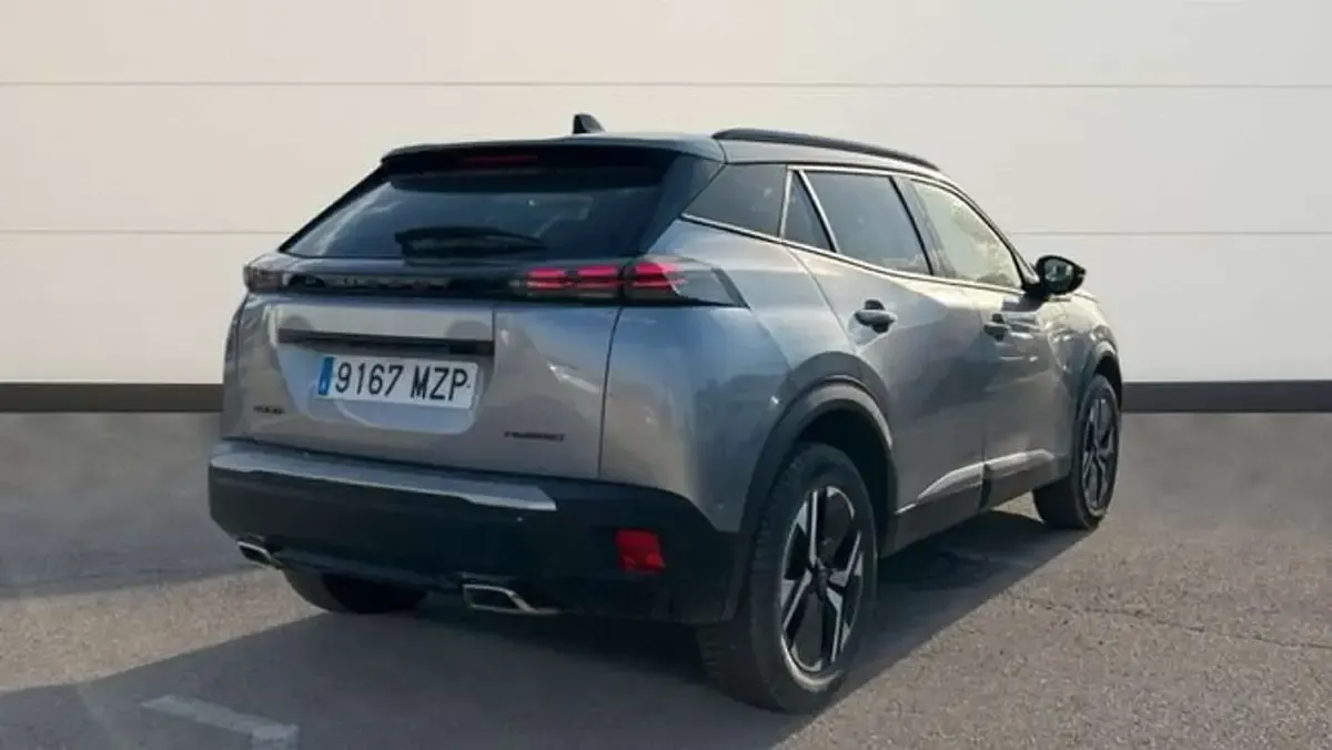Usado Peugeot 2008 Allure 145 CV (106 kW) 2025 Gris SUV