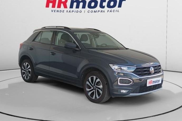 Gris Usado 2022 VW T-Roc Life SUV | 20.720 € (Un poco caro) - Imagen 1/4
