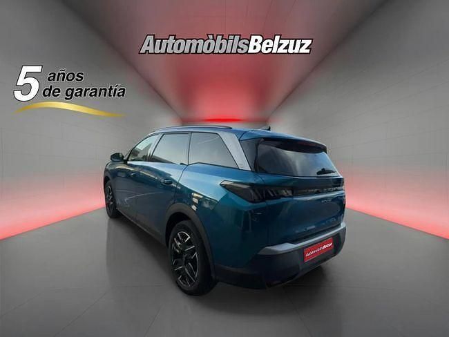 Usado Peugeot 5008 Allure 145 CV (106 kW) 2025 Verde SUV