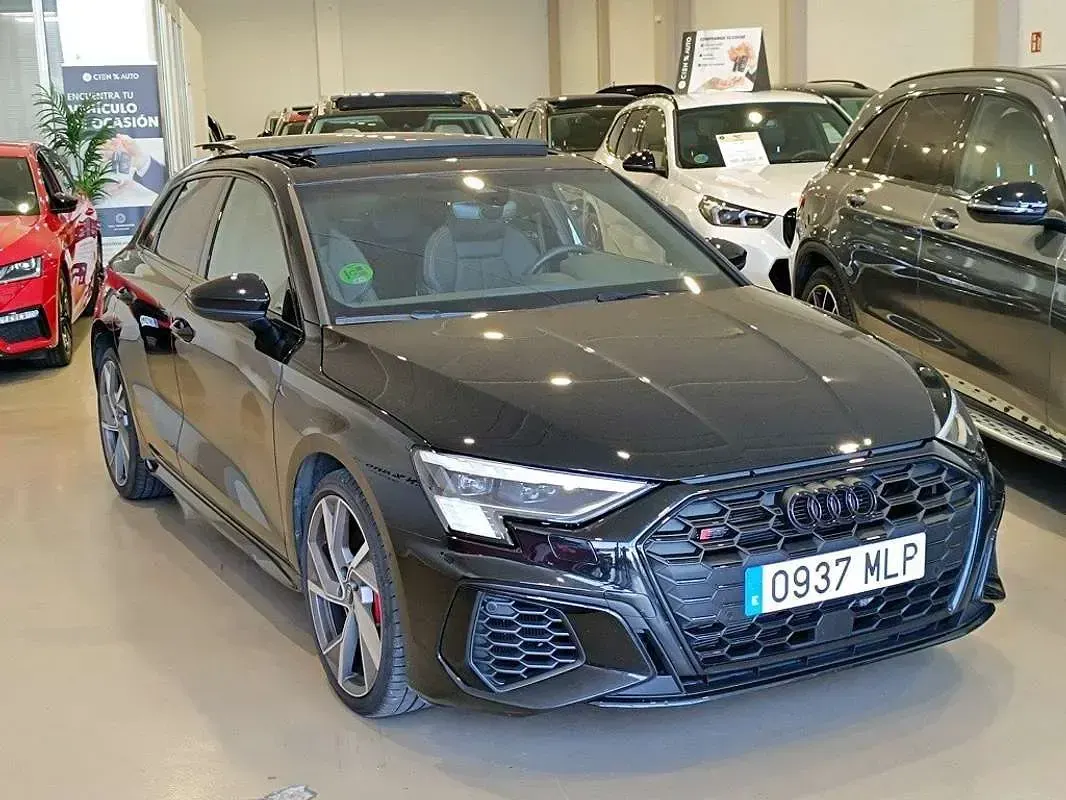 Usado Audi S3 Sportback 310 CV (228 kW) 2023 Negro Utilitario