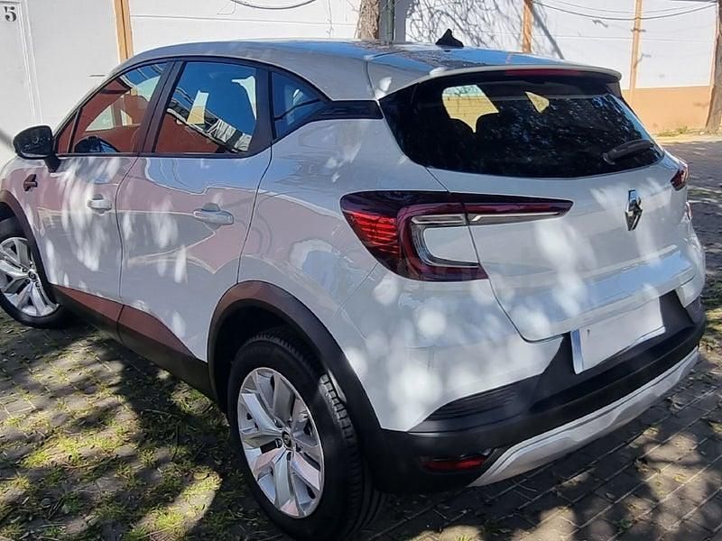 Usado Renault Captur Intens 100 CV (73 kW) 2022 Blanco SUV