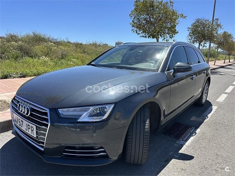 Usado Audi A4 Design 150 CV (110 kW) 2016 Gris / plata Familiar