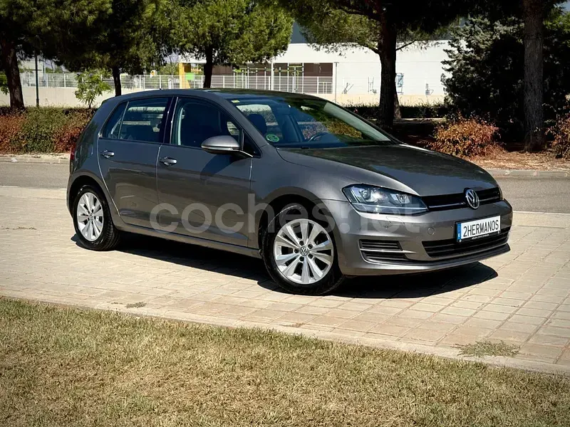 Usado VW Golf VII Advance 125 CV (91 kW) 2016 Beige Berlina