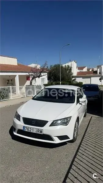 Usado Seat Leon Ecomotive 110 CV (80 kW) 2016 Blanco Berlina