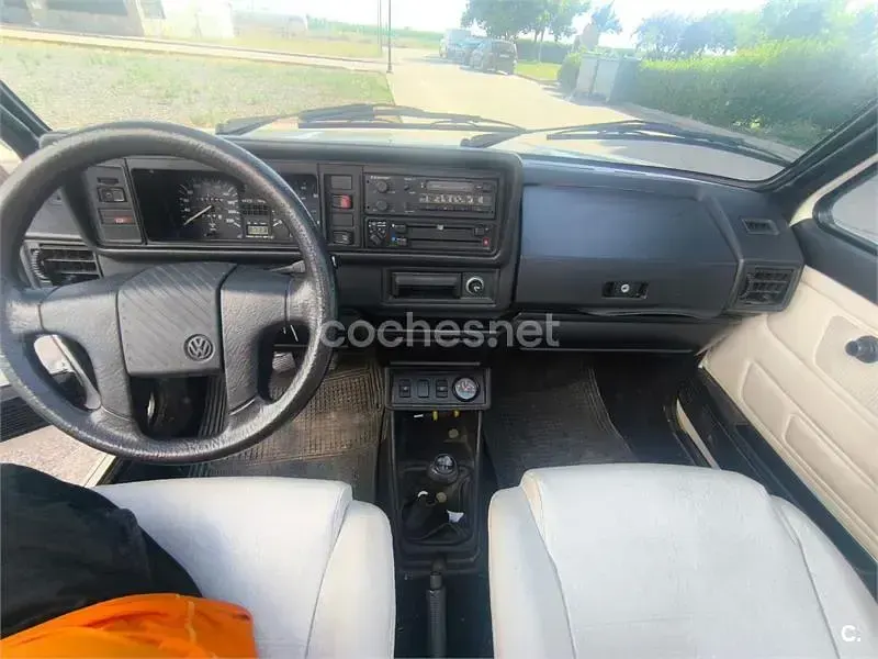 Usado VW Golf Cabriolet 112 CV (82 kW) 1990 Blanco Descapotable