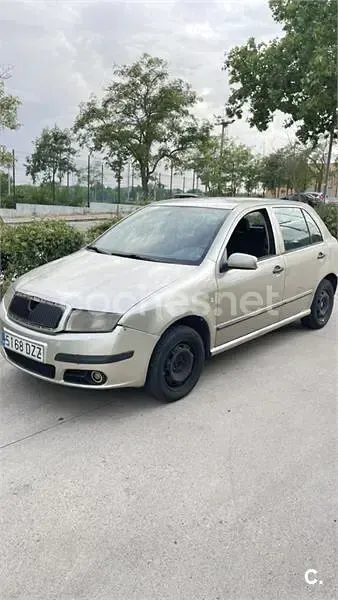 Usado Skoda Fabia 70 CV (51 kW) 2006 Negro Familiar