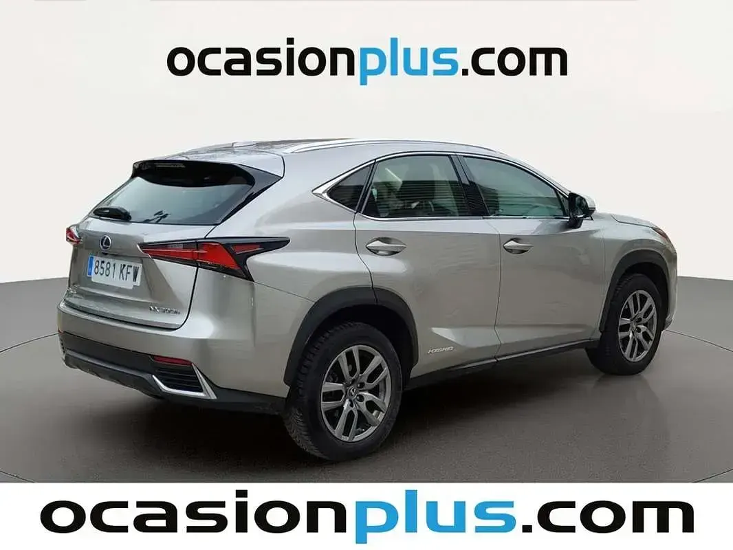 Usado Lexus NX300h Business Edition 197 CV (144 kW) 2017 Gris SUV