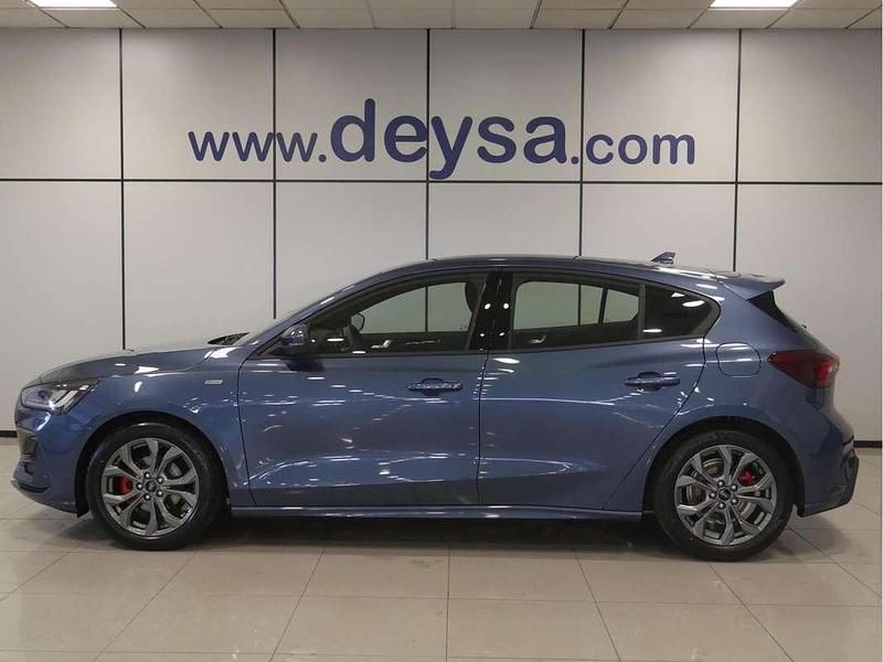Usado Ford Focus ST-Line 125 CV (91 kW) 2025 Azul Utilitario
