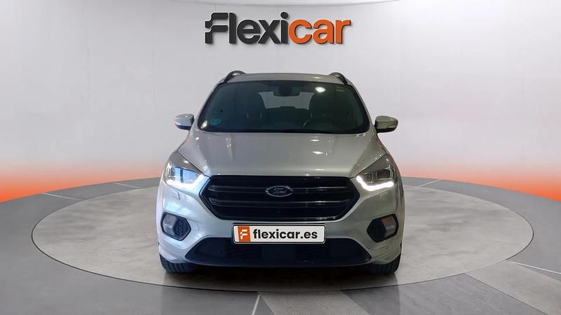 Usado Ford Kuga ST-Line 150 CV (110 kW) 2018 Gris SUV