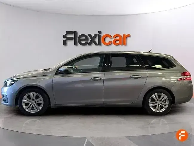 Usado Peugeot 308 SW Access 100 CV (73 kW) 2017 Gris Familiar
