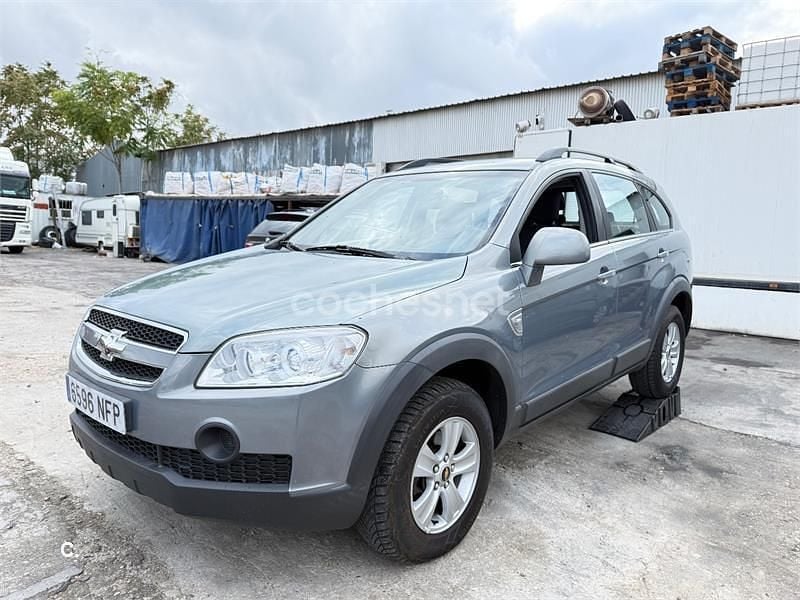 Verde Usado 2010 Chevrolet Captiva LS SUV | 5990 € (Precio justo) - Imagen 1/4