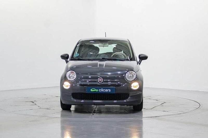 Usado Fiat 500 71 CV (52 kW) 2022 Gris Utilitario