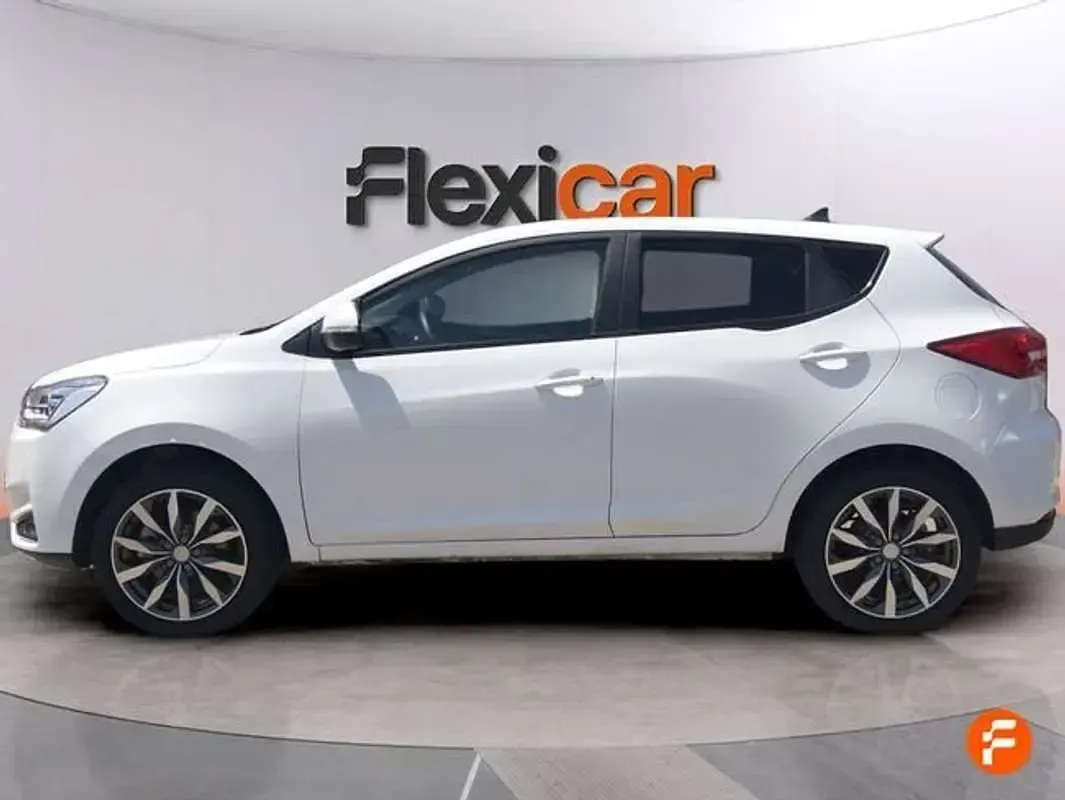 Usado DR F35 114 CV (83 kW) 2023 Blanco SUV