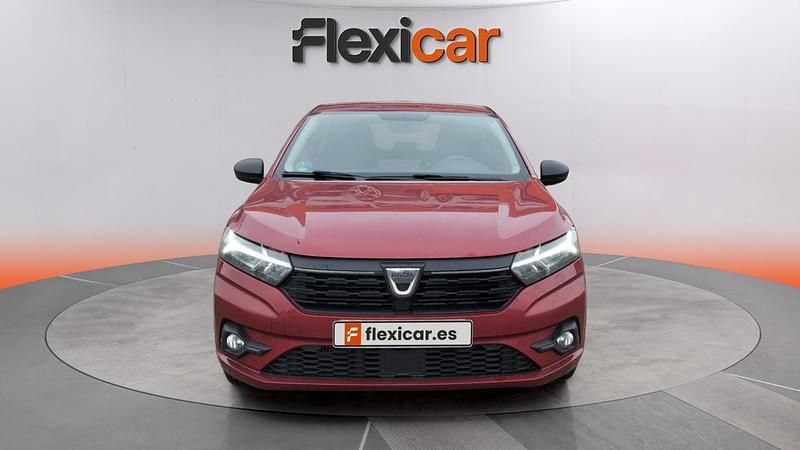 Usado Dacia Sandero Comfort 101 CV (74 kW) 2021 Burdeos Utilitario