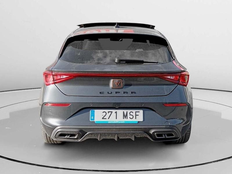 Usado Cupra Leon 150 CV (110 kW) 2024 Gris Berlina