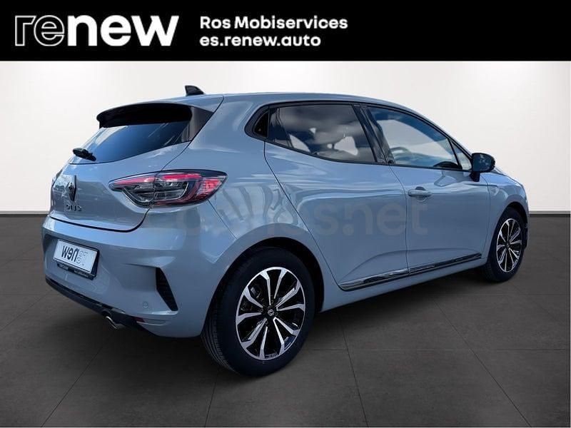 Usado Renault Clio V Techno 100 CV (73 kW) 2025 Gris / plata Berlina