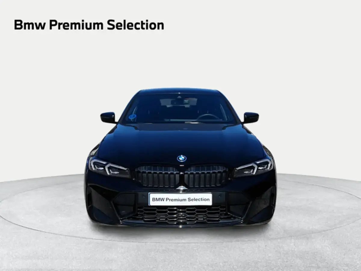 Usado BMW 330e Comfort Edition 292 CV (214 kW) 2025 Negro Berlina